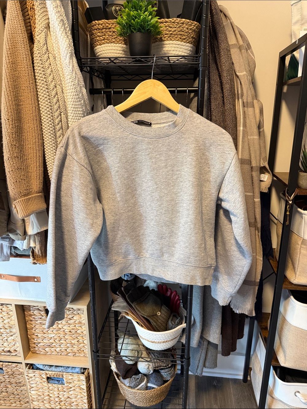 Zara Crewneck Crop Sweatshirt - Gray
